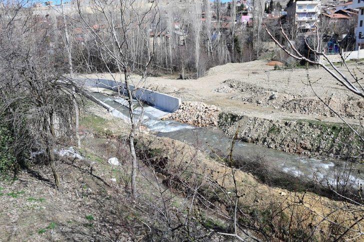 Yeşilyurt’daki dereler ıslah edilecek G4