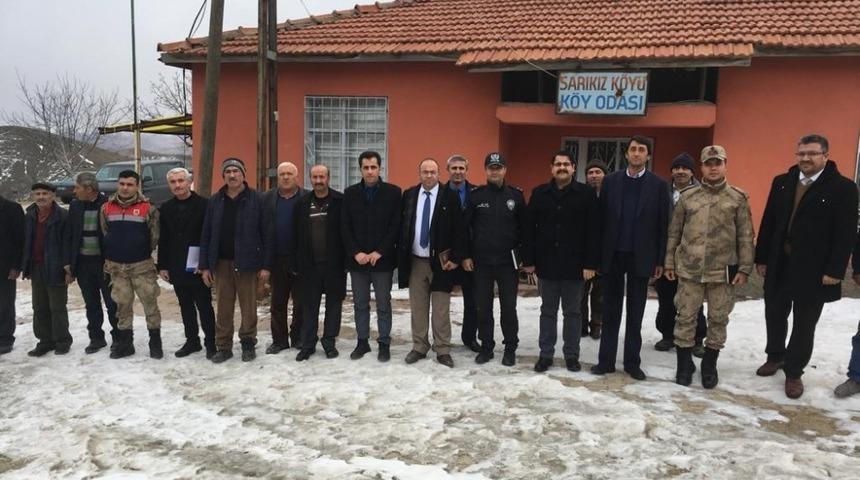 Kaymakam &Ouml;zdemir, sorun dinledi