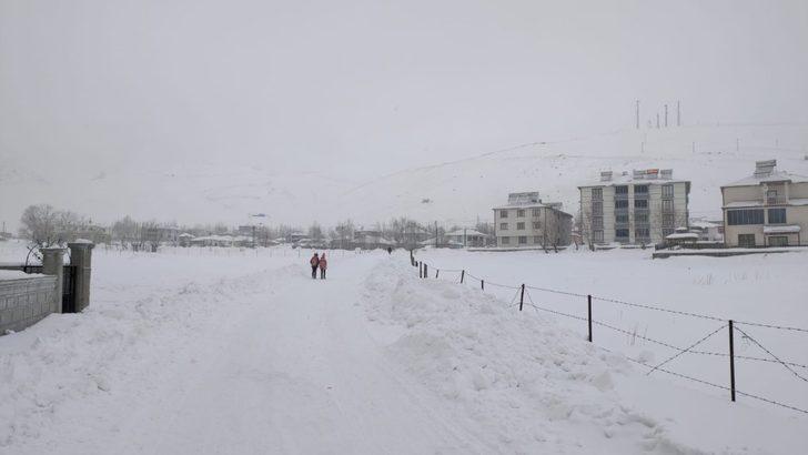Karlıova’da karla mücadele G2