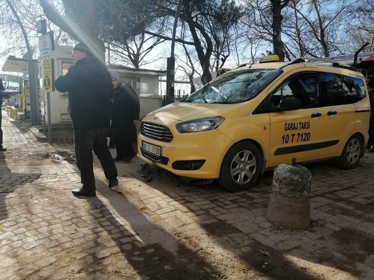 Hidrolik bariyer ticari bir taksiye zarar verdi G2