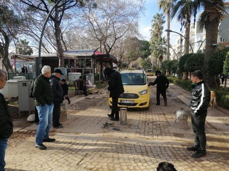 Hidrolik bariyer ticari bir taksiye zarar verdi G3