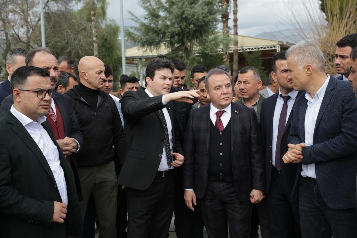 Başkan B&ouml;cek Demre&rsquo;de