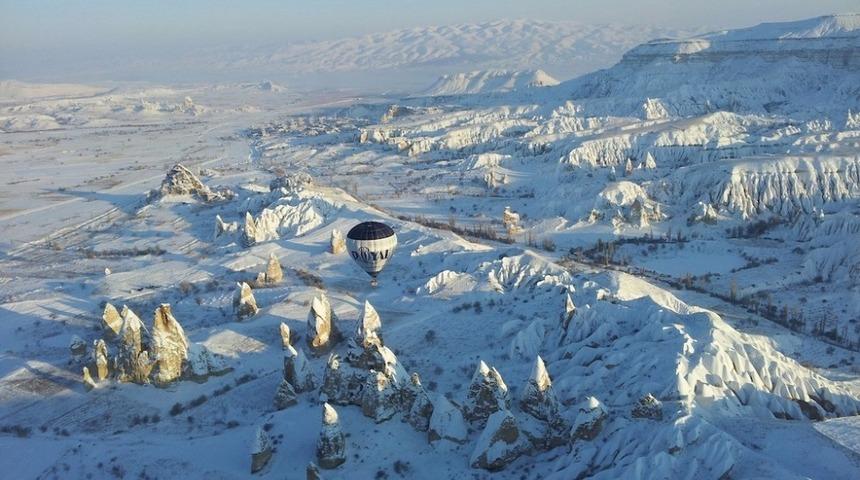 Kapadokya&rsquo;da balon turları yine iptal edildi