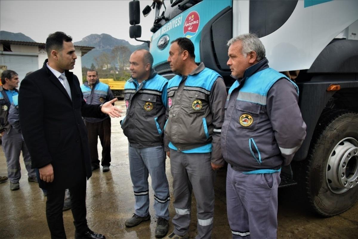 Alanya&rsquo;da kamyon şof&ouml;rlerine eğitim