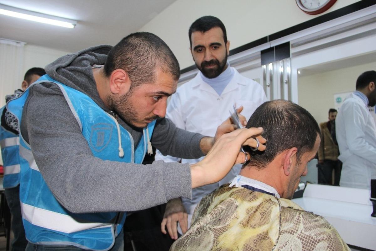 Denetimli serbestlik y&uuml;k&uuml;ml&uuml;lerine mesleki eğitim kursu