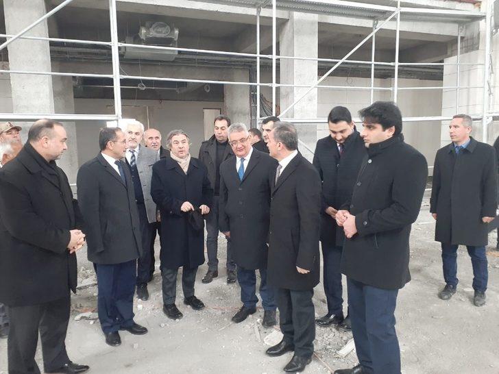 Bakan Yardımcısı Demircan sahabe Safvan bin Muattal kabrini ziyaret etti G1