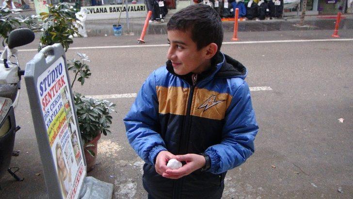 İslahiye’de kar yağışı başladı G1