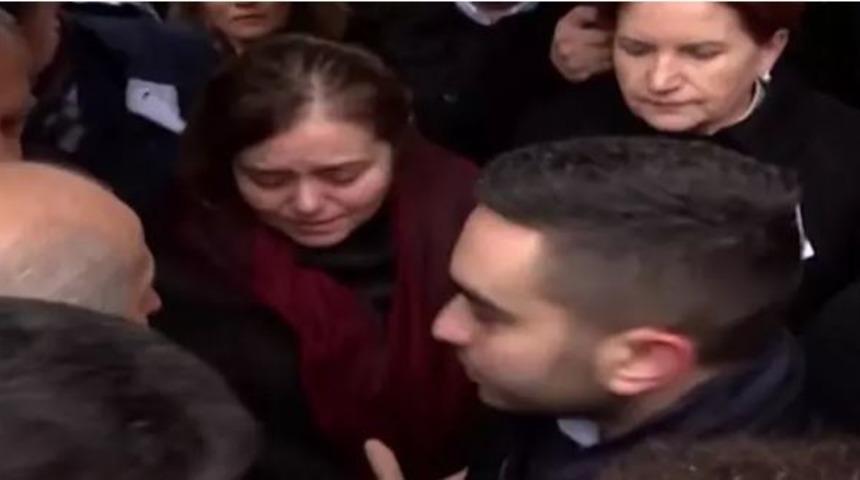 Devlet Bah&ccedil;eli ve Meral Akşener 5 yıl sonra cenazede tokalaştı