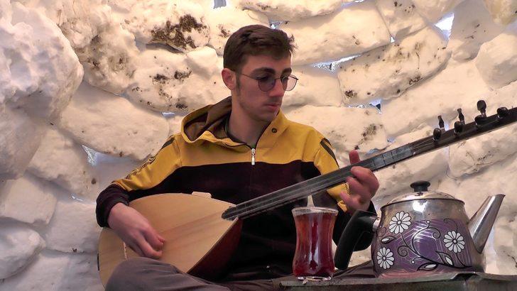 Sadece 2 günde kardan ev yaptı! G1