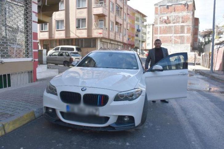 Otomobilinin direksiyonunu çalan hırsıza böyle seslendi: Ucuz yollu ayarlarsan almaya razıyım G5