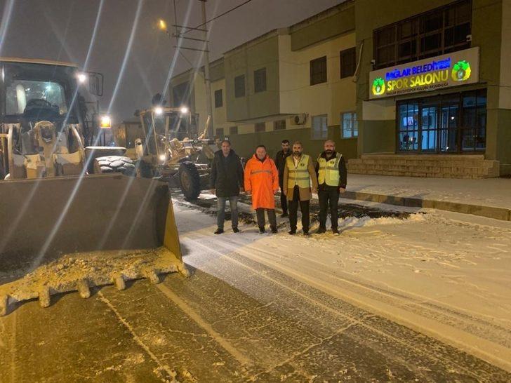 Başkan Beyoğlu kar temizleme çalışmalarında G1