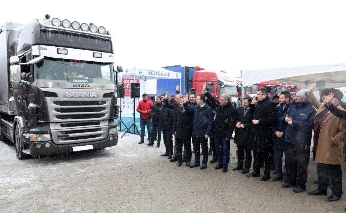 Dadaşlardan İdlib&rsquo;e insani yardım konvoyu