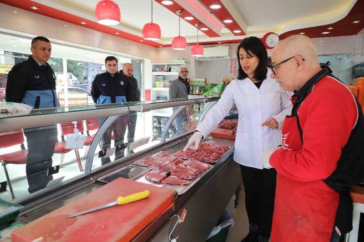Bayraklı zabıtasından, gıda mühendisiyle hijyen denetimi G1