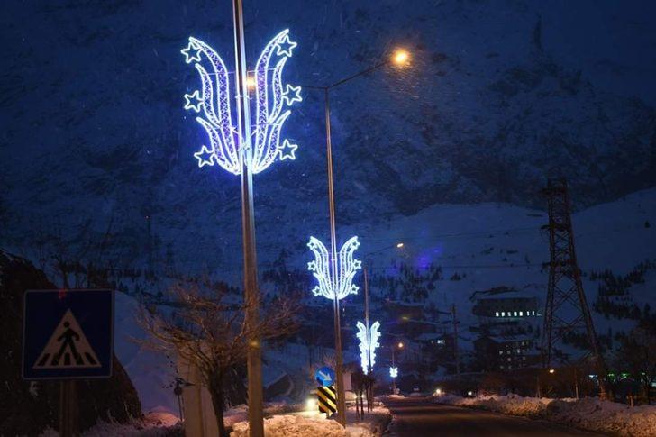 Vali Akbıyık, led ışık süslemeleri çalışmalarını denetledi G2