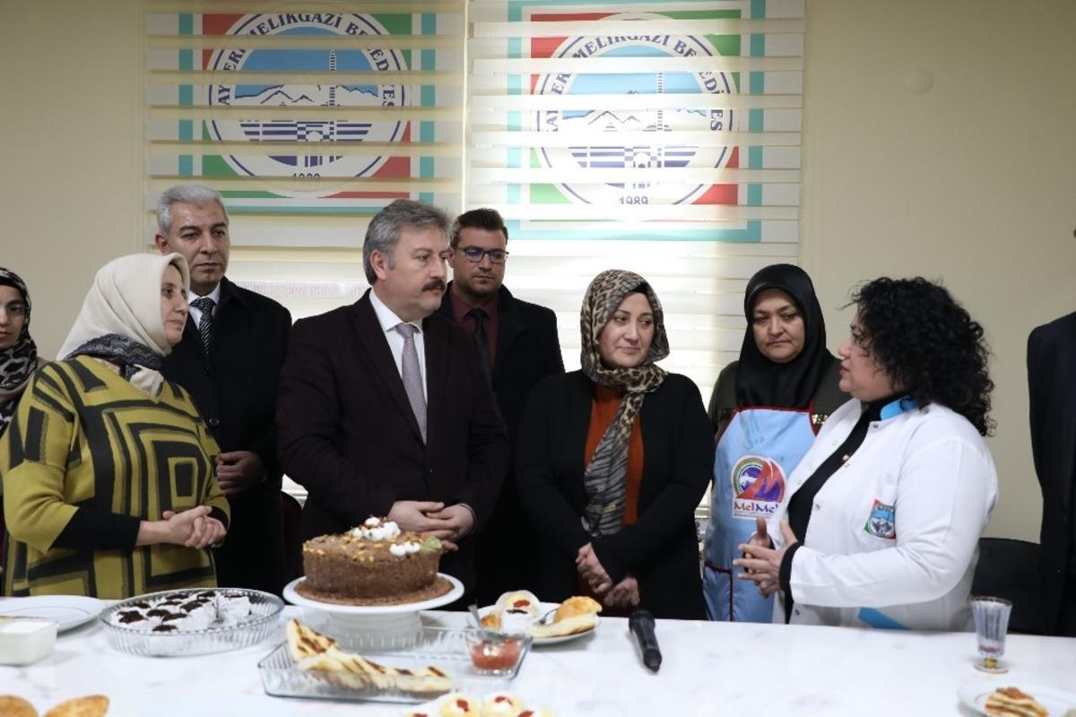 MELMEK&rsquo;te &Ccedil;&ouml;lyak hastalarına glutensiz mutfak eğitimi