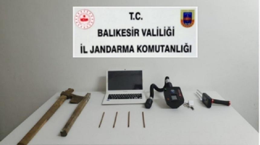 İvrindi’de kaçak kazı yapan 2 kişi yakalandı