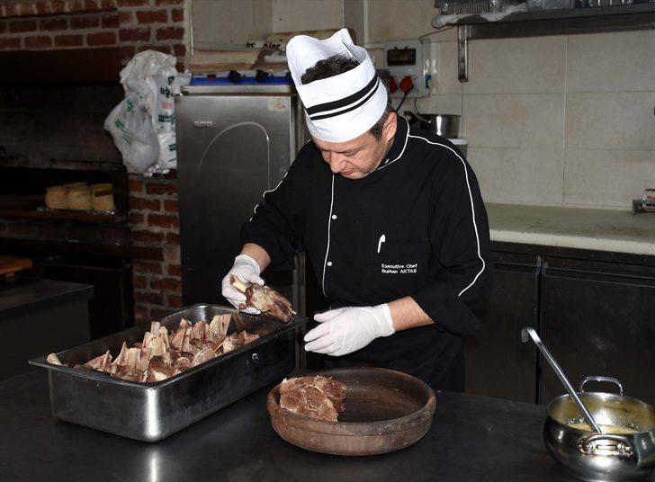 Aksaray'ın tescilli lezzeti tulum kebabı damak çatlatıyor G1