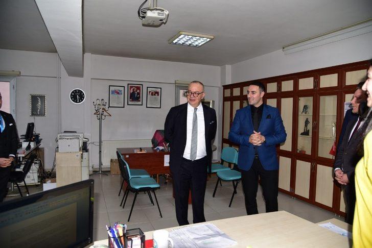 Başkan Ergün hizmet birimlerini yeni yerlerinde ziyaret etti G2