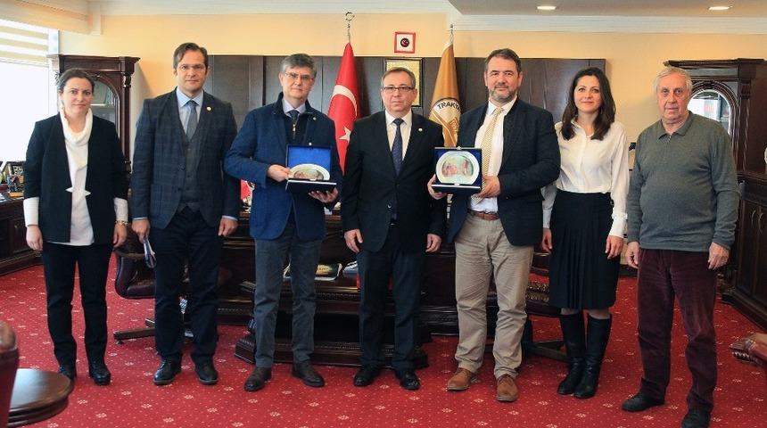 B&uuml;kreş &Uuml;niversitesi heyetinden, Trakya &Uuml;niversitesi&rsquo;ne ziyaret