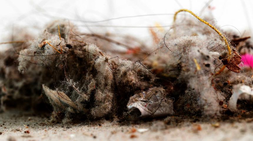 Elektrik s&uuml;p&uuml;rgesiyle sakın bunları s&uuml;p&uuml;rmeyin!