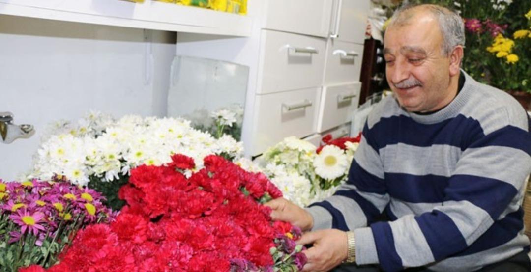 Çiçekçiler 14 Şubat’a hazır