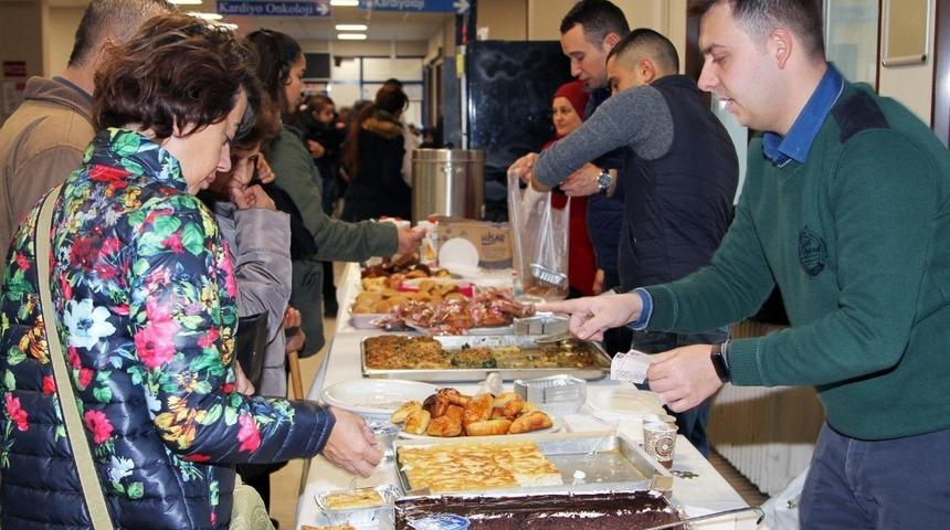 Trakya &Uuml;niversitesi&rsquo;nden depremzede &ouml;ğrencilere yardım eli