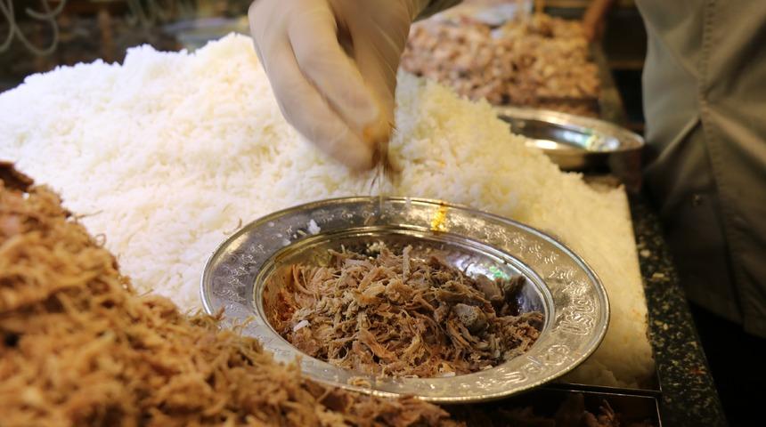 Bu yemeği yiyen hasta olmuyor