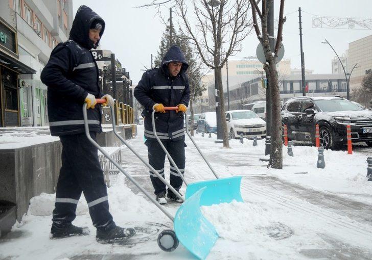 Gaziantep’te 650 personelle karla mücadele çalışmaları sürüyor G1