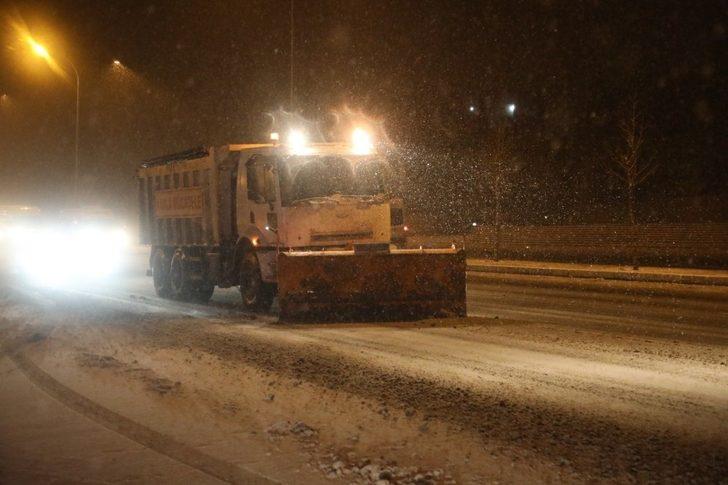 Gaziantep’te 650 personelle karla mücadele çalışmaları sürüyor G4