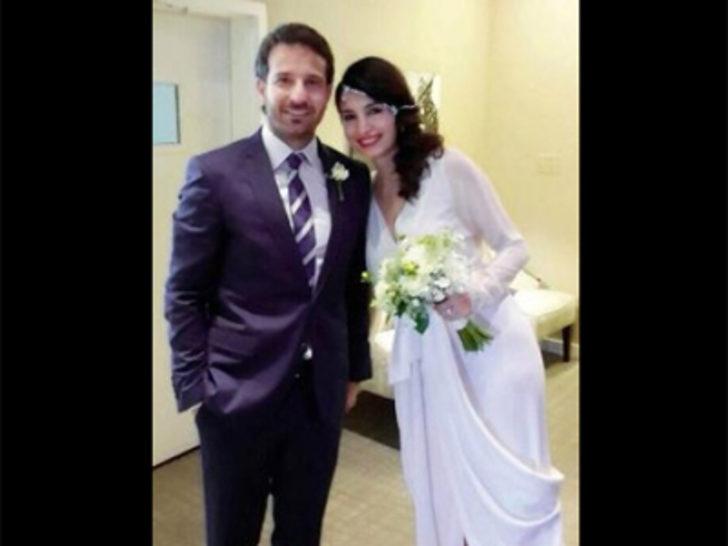 Başak Sayan'dan sürpriz nikah G5