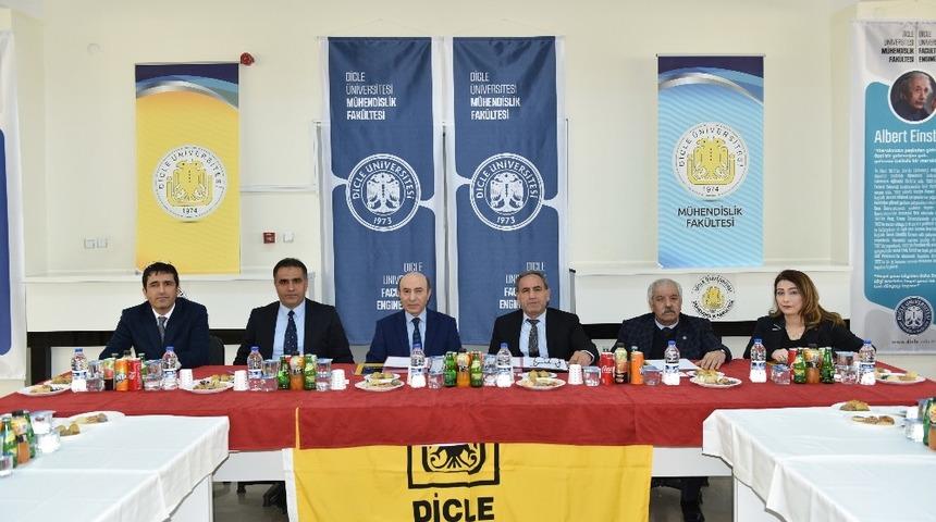 DÜ ile DOSB arasında lisansüstü eğitim protokolü imzalandı