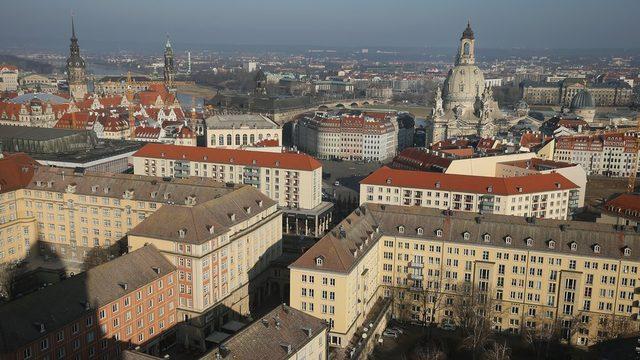 Dresden, hala savaşın izlerini taşısa da, savaştan bu yana yaralarını sardı.