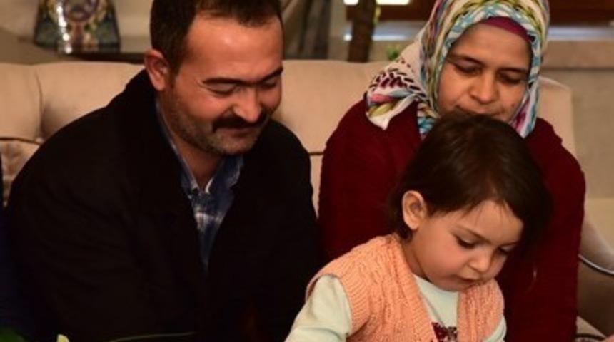 Minik Meryem&rsquo;e bir destek de Manisa B&uuml;y&uuml;kşehir Belediyesinden