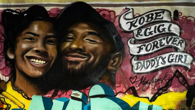 Kobe Bryant ve kızı Gianna gizli bir törenle defnedildi