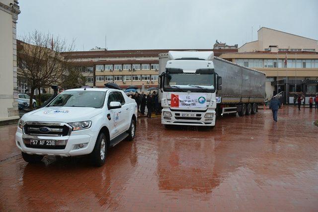 Sinop’tan depremzedelere yardım