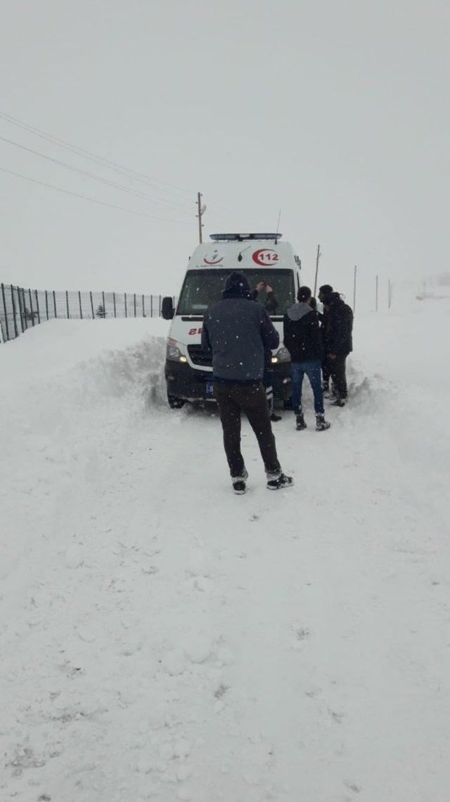 Başkan Akman, yol açma çalışmalarını yerinde inceledi