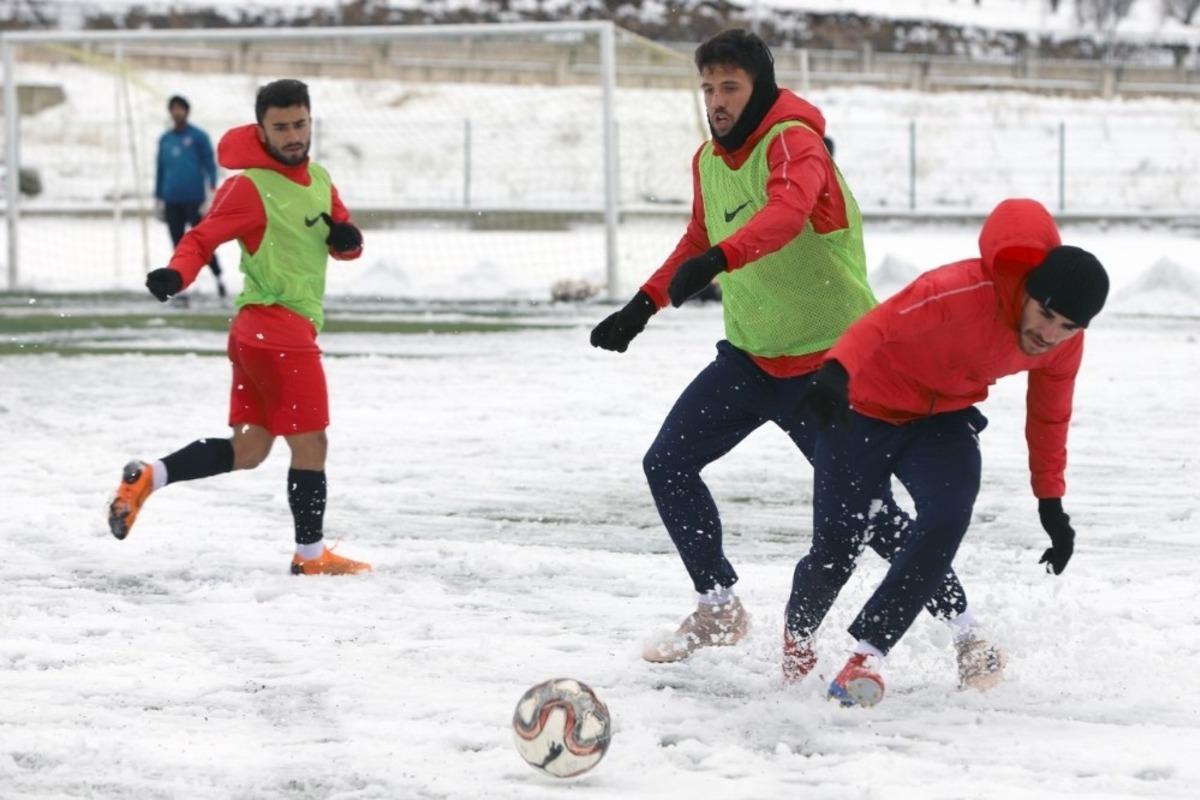 Nevşehir Belediyespor, MODAFEN ma&ccedil;ı i&ccedil;in hazırlıklarını tamamladı