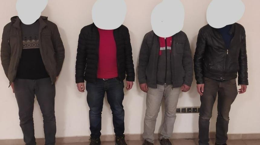 Cami inşaatından demir &ccedil;alan ş&uuml;pheliler yakalandı