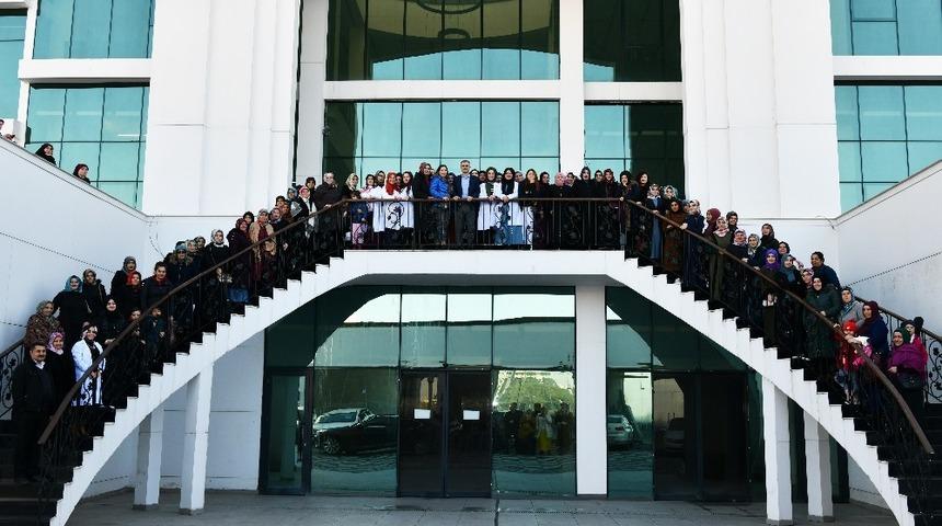 Başkan &Ccedil;ift&ccedil;i, &ldquo;&Ccedil;ayırova&rsquo;yı spor kenti yapacağız&rdquo;