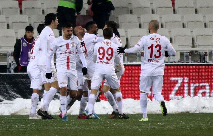 ÖZET | Sivasspor-Antalyaspor maç sonucu: 1-1