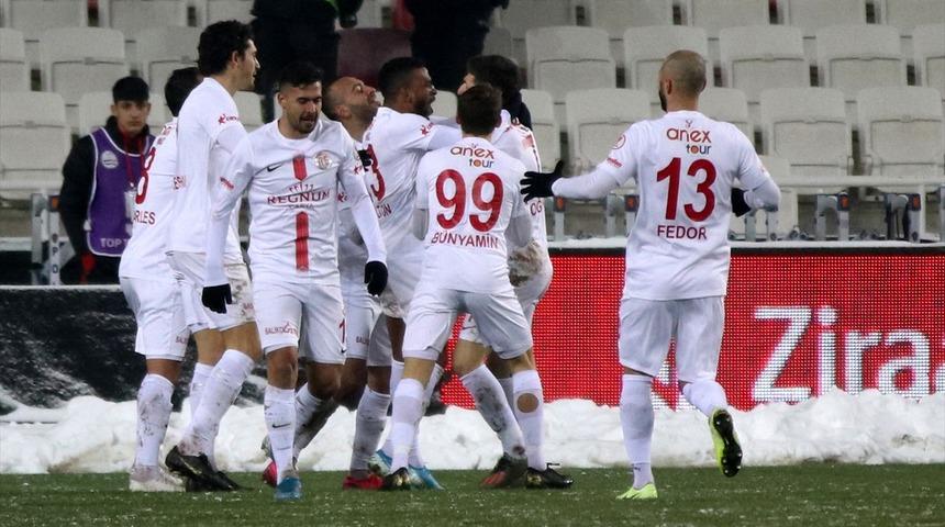 ÖZET | Sivasspor-Antalyaspor maç sonucu: 1-1