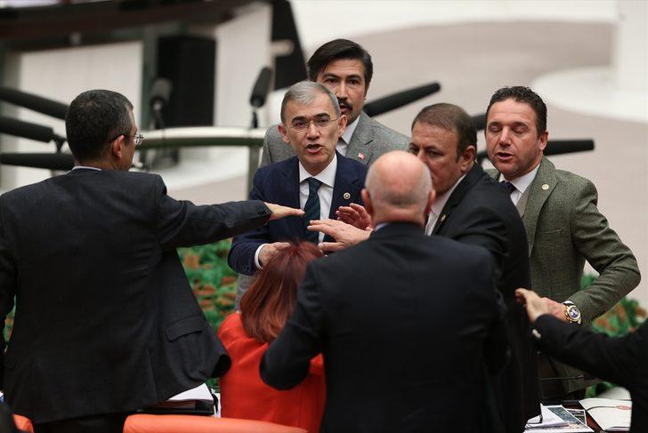 TBMM Genel Kurulu'nda 'FETÖ'nün siyasi ayağı' kavgası G3