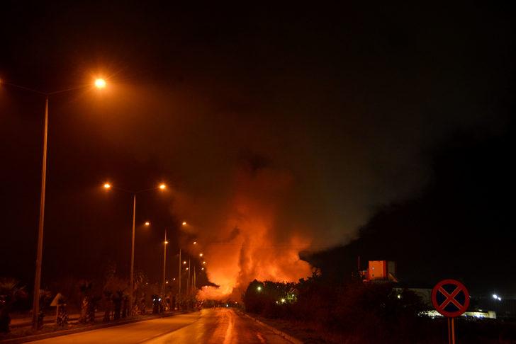 Adana’da pamuk yağı fabrikasında yangın! Söndürülemiyor G1