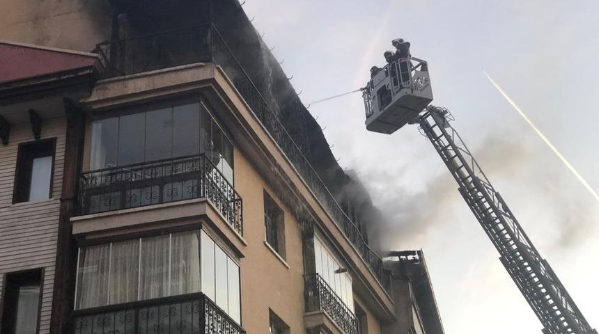 Ankara'da bipolar rahatsızlığı olan adam evini ateşe verdi