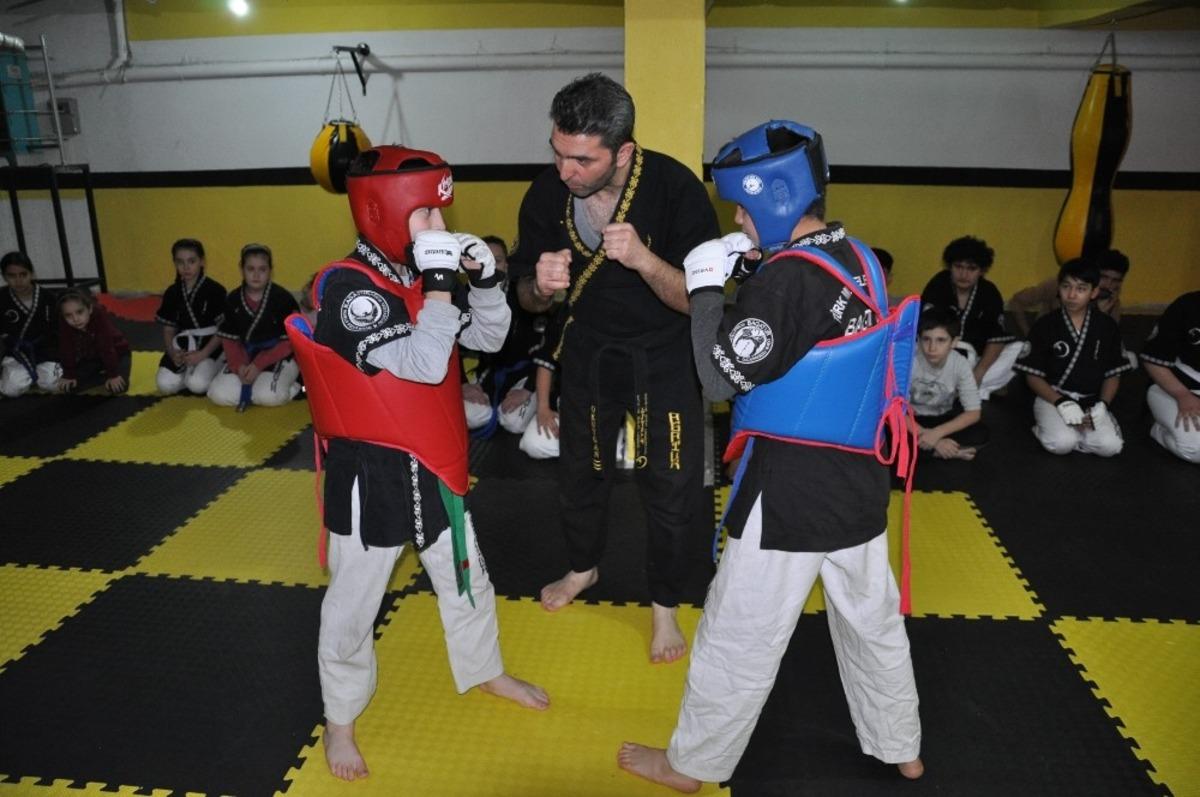 Bagatur T&uuml;rk M&uuml;cadele Sanatı&rsquo;nın Alpleri şampiyonluk yolunda