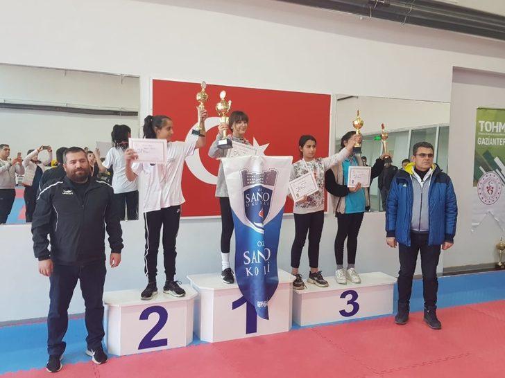 SANKO okulları eskrimde Türkiye finallerine katılacak G3