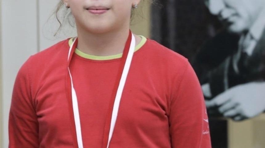 SANKO öğrencisi Beren Kalyoncu satrançta il ikincisi oldu