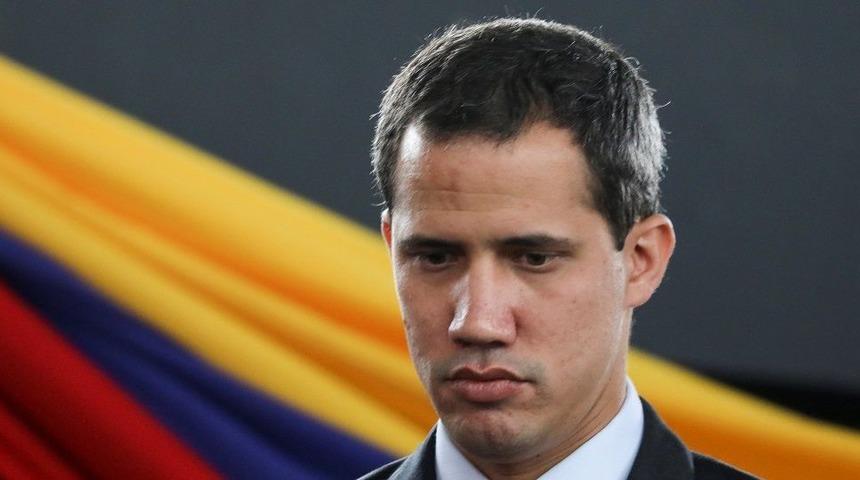 Kendini başkan ilan eden Guaido'nun amcası patlayıcılarla yakalandı