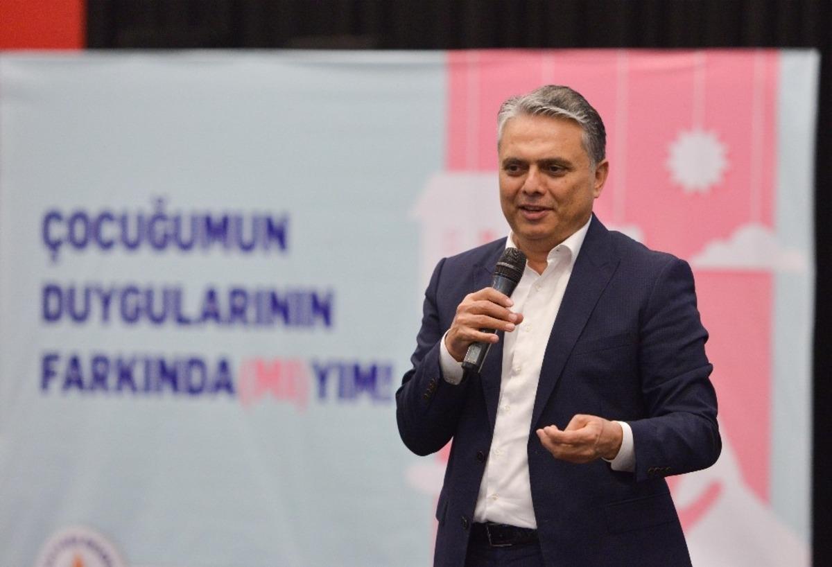 Başkan Uysal: "&Ccedil;ocuğumuza nasıl davranacağımıza karar vermeye ihtiyacımız var"