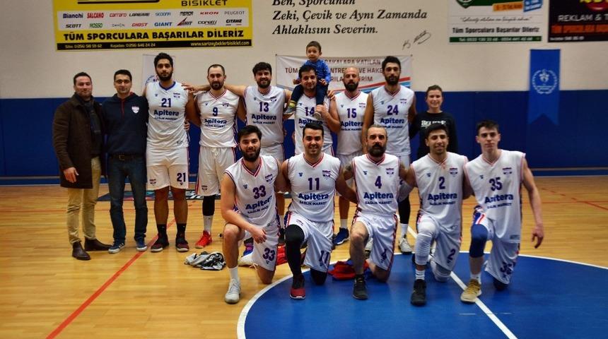 S&ouml;ke&rsquo;nin iki takımı potada final kapısını araladı